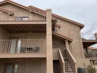 Comfortable 2 BD/2 BA Condo in Sports Village - Updated!