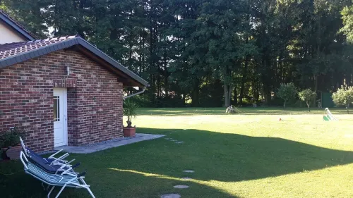 "Rose" vacation apartment in country house style with outdoor sauna and lots of nature Hotel a Dahme-Spreewald