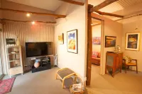 Lyrebird Studio Secluded Retreat in the Watagans. 20 Min Drive to Cessnock Hotels in Millfield