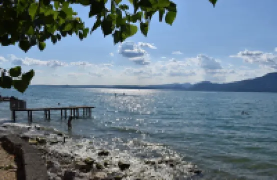 Thea Apartament Superior with Wonderful Lake Views