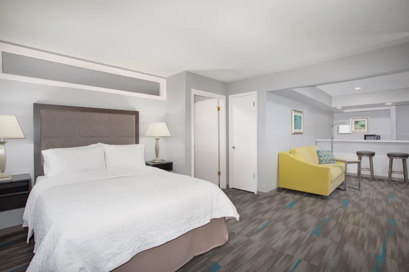 แฮมป์ตันอินน์ มอนเทอเรย์