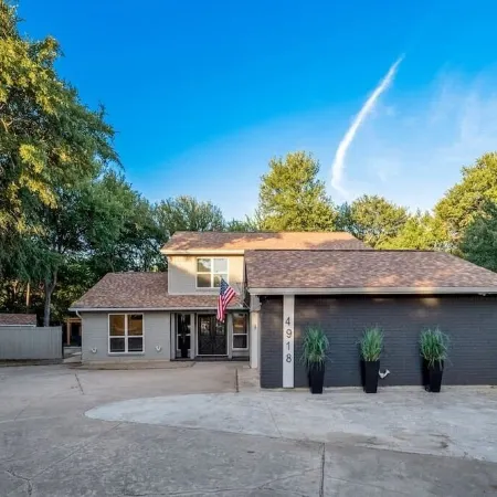 FlowerMound · Paradise retreat