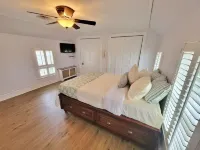 10 Minutes to the beach! Historic home on the Jersey Shore.