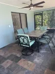 Totally Renovated near Pete's Pier with Trailer Parking Walk to Three Sisters!!