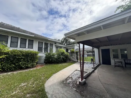 Quaint 1Br/Ba entire guest house in heart of Hist. Downtown Winter Garden