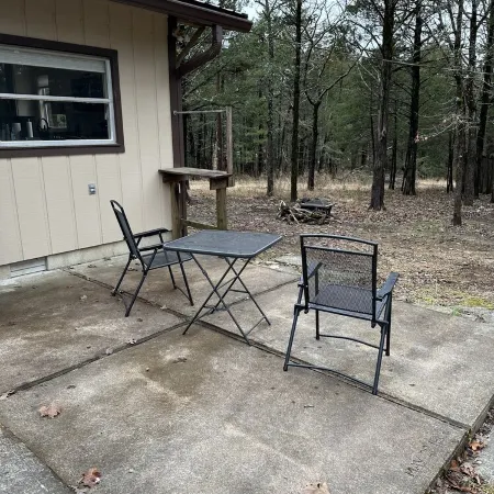 Cabin Rental - Lake Norfork - Mountain Home, Arkansas - 3 minute walk to lake!
