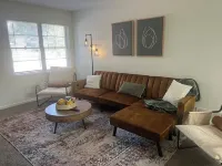 Family Friendly Mid Century Home in the heart of Texarkana TX