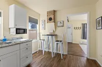 Cozy Cottage in Grants Pass Near River!