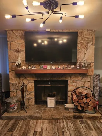 Updated Ski in ski out condo & mountain biking located at Seasons on Mt. Snow