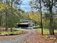 Catskills River Retreat — Stargazing Roof Deck, Canoeing & Rafting
