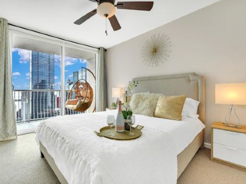 DEAL! Luxury 40th floor @Brickell 2rooms+Parking.sleeps 9.DEAL!SUPERHOST.VIEWS.