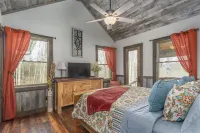 Cedar Cliff Cabin at Rivers Edge Rentals. Luxurious reclaimed 125 year old cabin