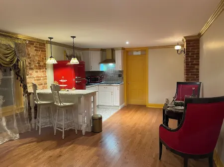 Step back in time and experience the elegance of Victorian era. Отели в г. Рединг