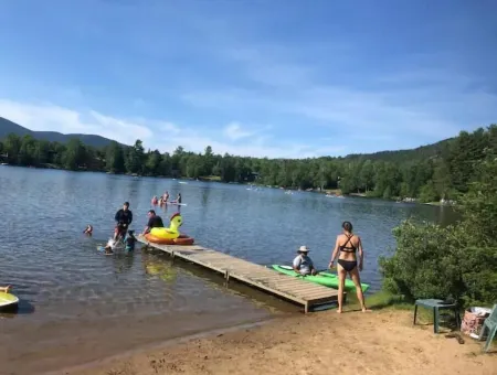 Gorgeous Renovated Home With Mirror Lake Access!