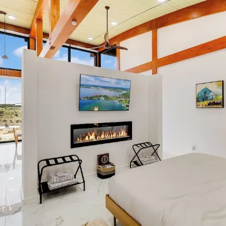 Pedernales River Guesthouses - PONDER