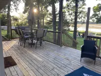 3 bedroom lake house & pool, only 35 min. to Wisconsin Dell and Cascade Mountain Hotels in Packwaukee