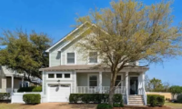 Coastal Cottage, heated private pool & hot tub, resort community