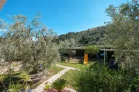 B & B Yellow wolfbane Hotels in Mattinata