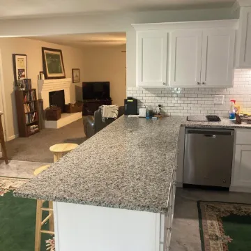 Great weekend getaway just a mile from downtown!