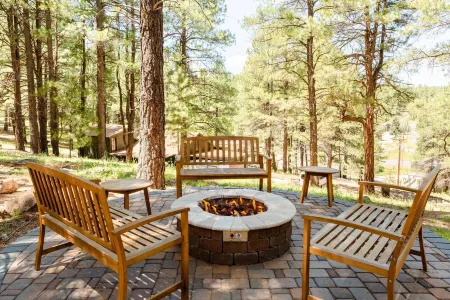 The Private Toho-Tel Suite