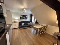 Thonon apartment very close to the center of Spa with private parking Hotels in Thonon-les-Bains