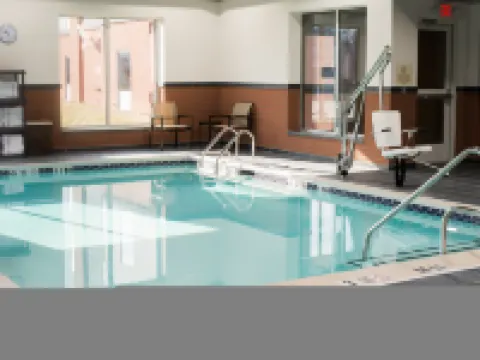 แฮมป์ตัน อินน์แอนด์สวีทส์ บายฮิลตัน วอร์ริงตัน ฮอร์แชม โรงแรมในBucks County