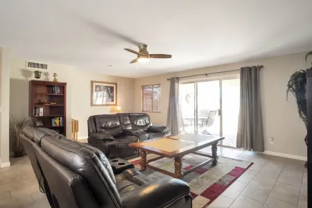 Beautiful CLEAN Townhome in Mesa -  w/Heated Pool and RV Parking available!!