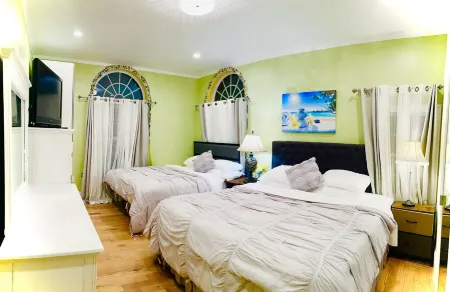 4BR 2BATH 7BED WOLLASTON BEACH.NearBOSTON1