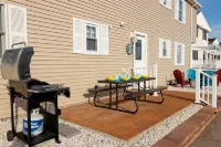 Newly remodeled 3 BR, 2 Bath shore house sleeps 10.