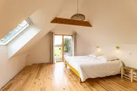 Gîtes de Lézinadou - 14 personnes - Plomeur La Torche Hotels in der Nähe von Pointe de la Torche
