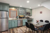 Cheerful Home, 3B, 3B, 2 Blocks to the Ocean