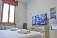 [Milan - Como] Elegant House with Large Terrace