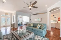 New! Coastal Perfection 3BR/2BA with HEATED POOL - 3성급
