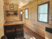 New 1 Bedroom Container Cabin with Direct Trail Access (Cabin 3) エロルのホテル