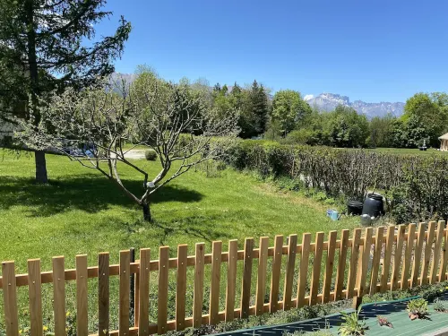 Rez de Jardin Avec vue sur les Montagnes