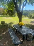 Nestled in the Mountains near Dry Falls! Easy access!