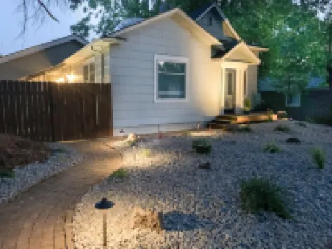 Stylish 2-bedroom Home in Downtown Vancouver