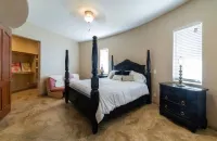 Amazing Spacious Castle House! Hotels in Los Lunas