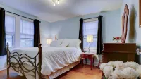 Historic 3 BR Home w/ Game Room Near Millikin Univ.