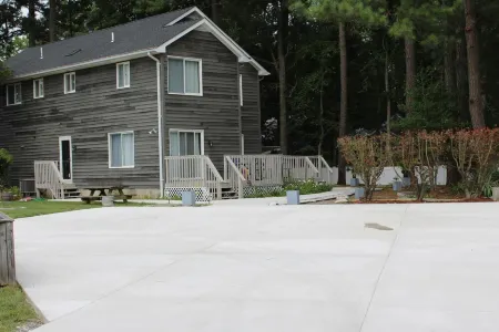 Turtle Walk on Trolley Ride 1 Mile to Bethany Beach 4Br 3BA 8G Back to Tree Lot Отели рядом с достопримечательностью «Библиотека Юг Костал»