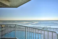 Beautiful Views Ocean Front Condo