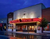 Bluebird Cottage in the Heart of Historic Downtown Franklin