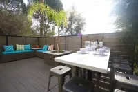 Oasis in the Heart of Hollywood with Private Pool & Spa - 5 Star Modern Studio