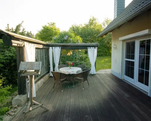 Lovingly furnished, cozy cottage in country style. Hotels in Oybin