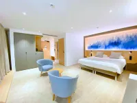 Brit Hotel Piscine & Spa - Fougères Các khách sạn ở Beauce