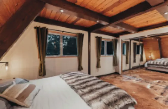 NEW ! Majestic A-Frame on 5 acres!