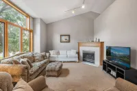 2 Story House with Gas Fireplace + Garage Parking