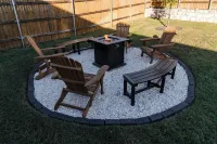 Charming 4-bedroom house in fabulous Austin. Minutes from Downtown, Domain, & UT Hotel in zona Dollar General