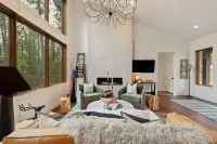 The Drift: Luxury Cabin in Garden Valley - Sleeps 11