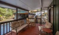 低語松林魯伊多索帶熱水浴缸小屋 - 小木屋